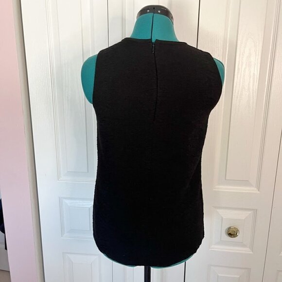 Vince Black Sleeveless Lightweight Textured Fully Lined Career Casual Blouse - Picture 6 of 9